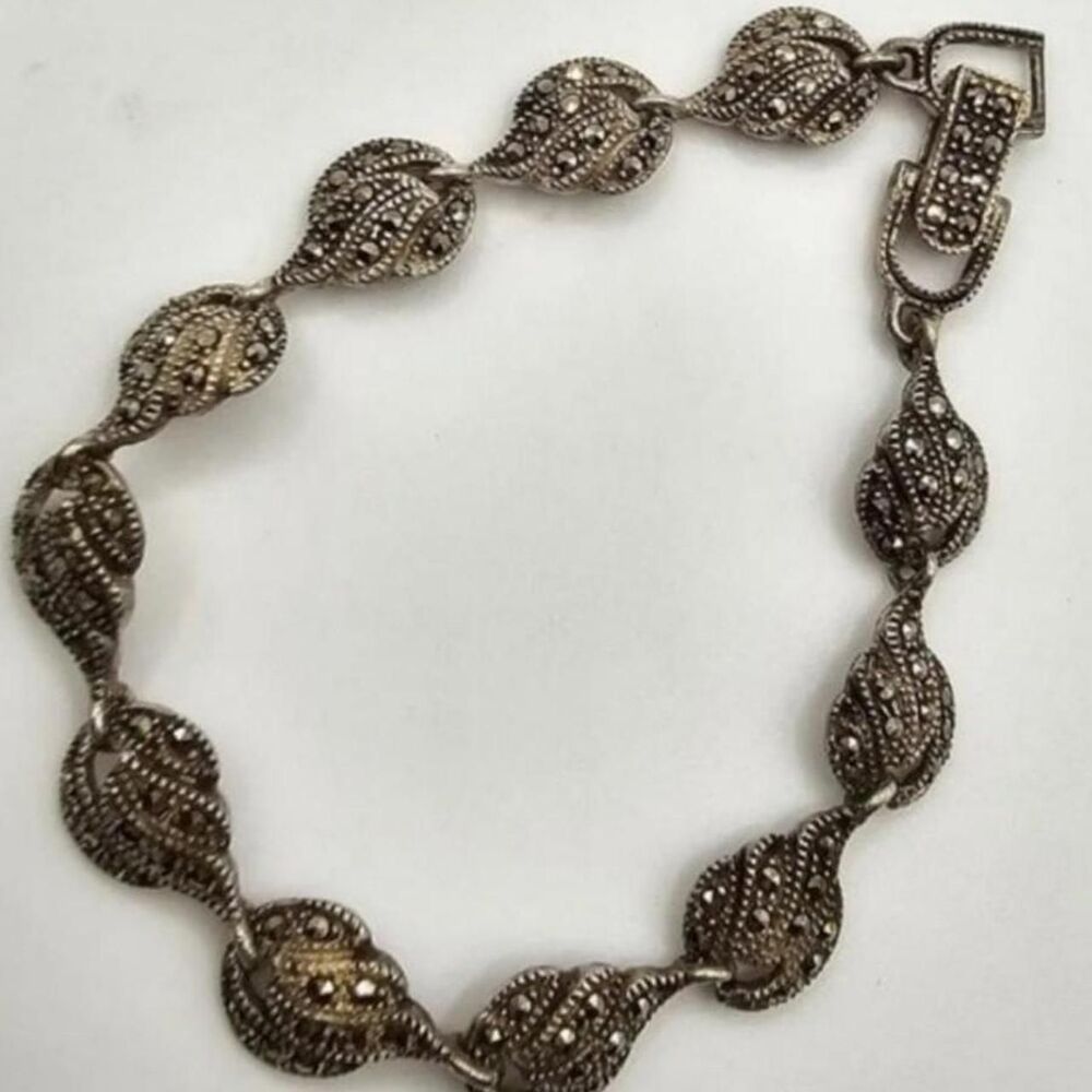 Bali Women's Silver and Gold Jewellery